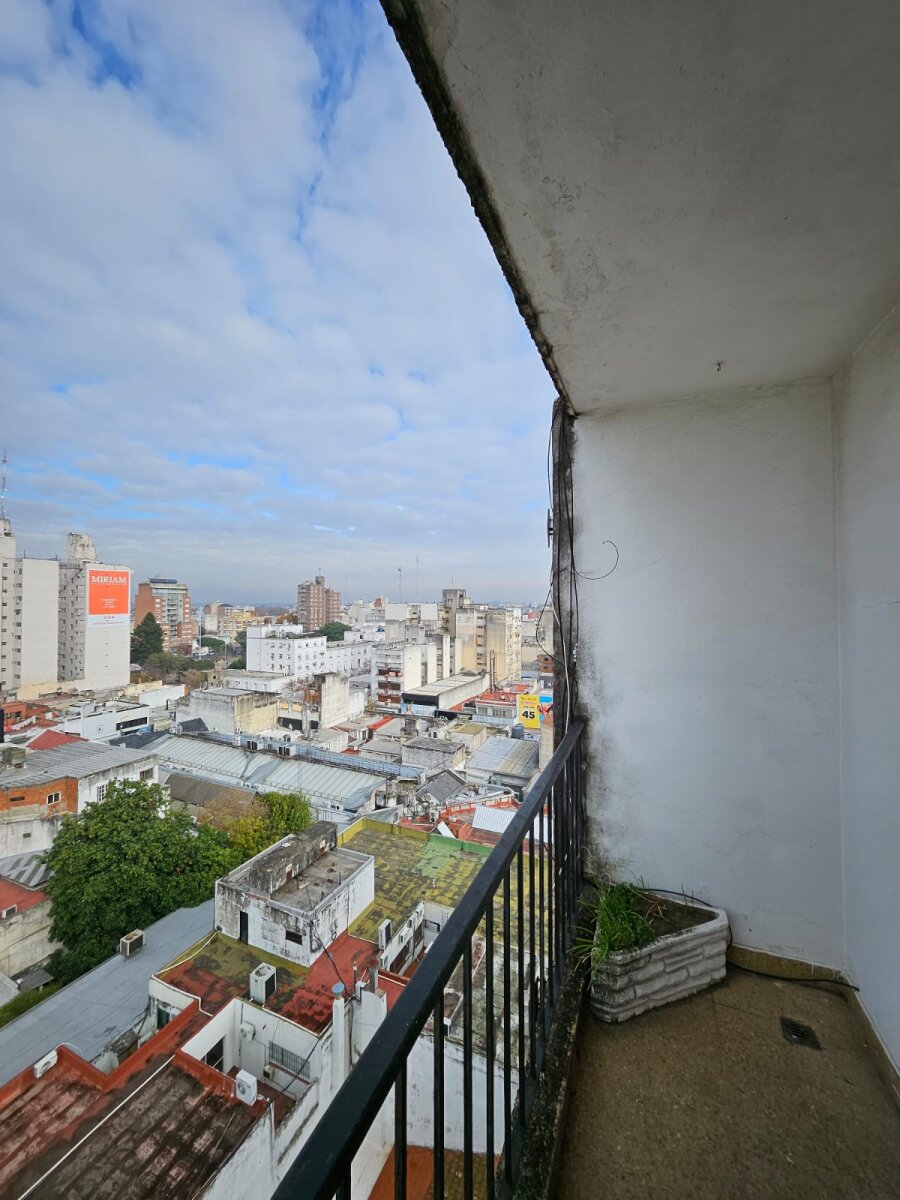 DEPARTAMENTO 3 AMBIENTES EN VENTA EN MORON - 16