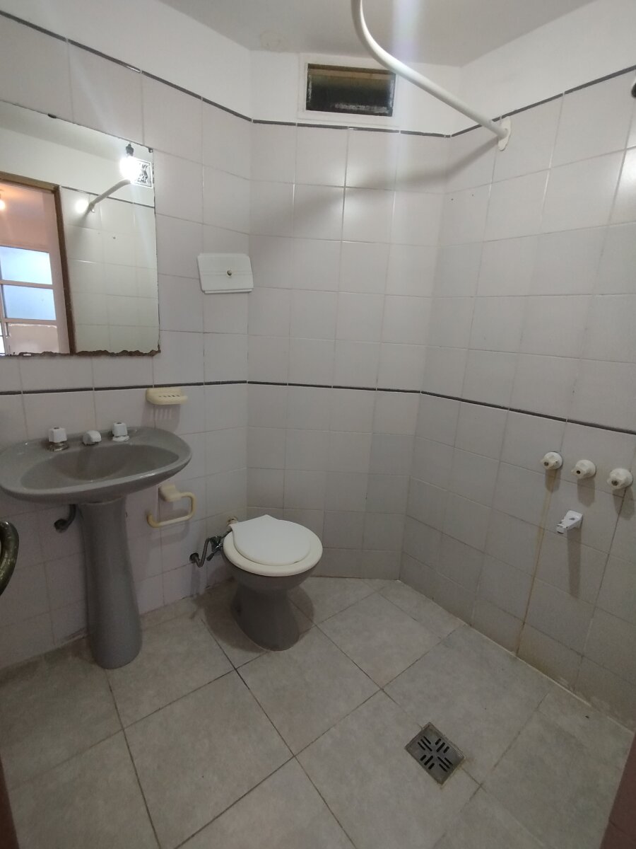 Guemes 2130 1piso de escalera - 9