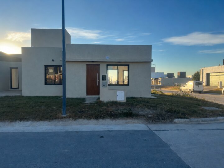 Vendo casa Dúplex en docta, 2 dormitorios, ideal familia, financiación