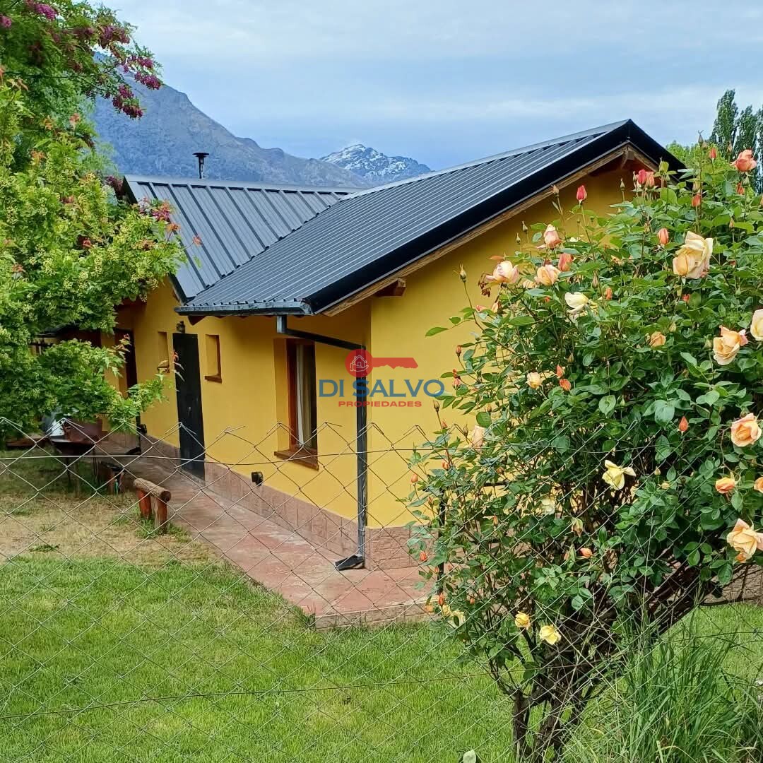 Complejo a la venta en Las Golondrinas, Lago Puelo - 2