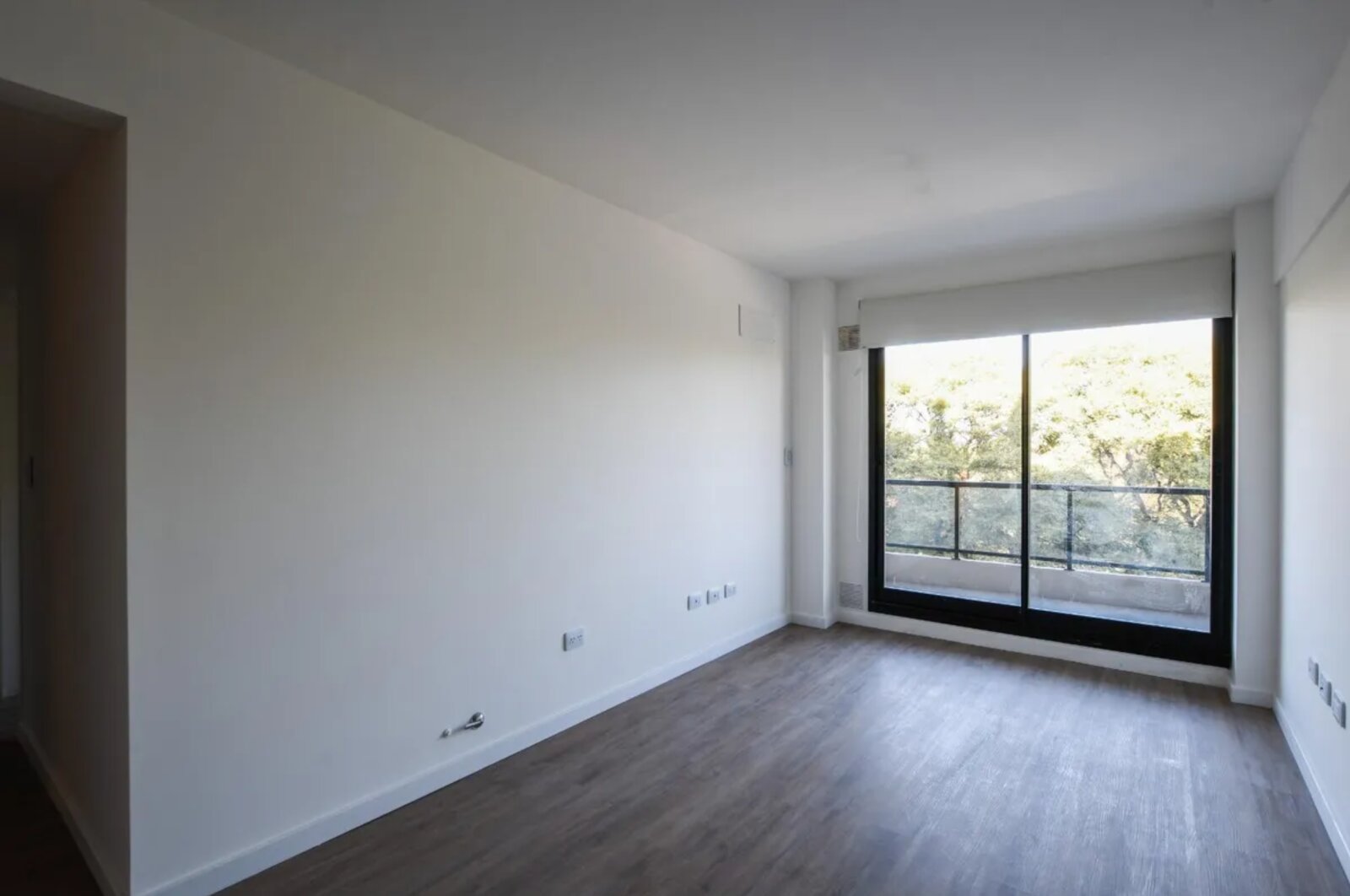 Av. Pellegrini 2680 - Scuba 48 - 1 dormitorio al frente - 9