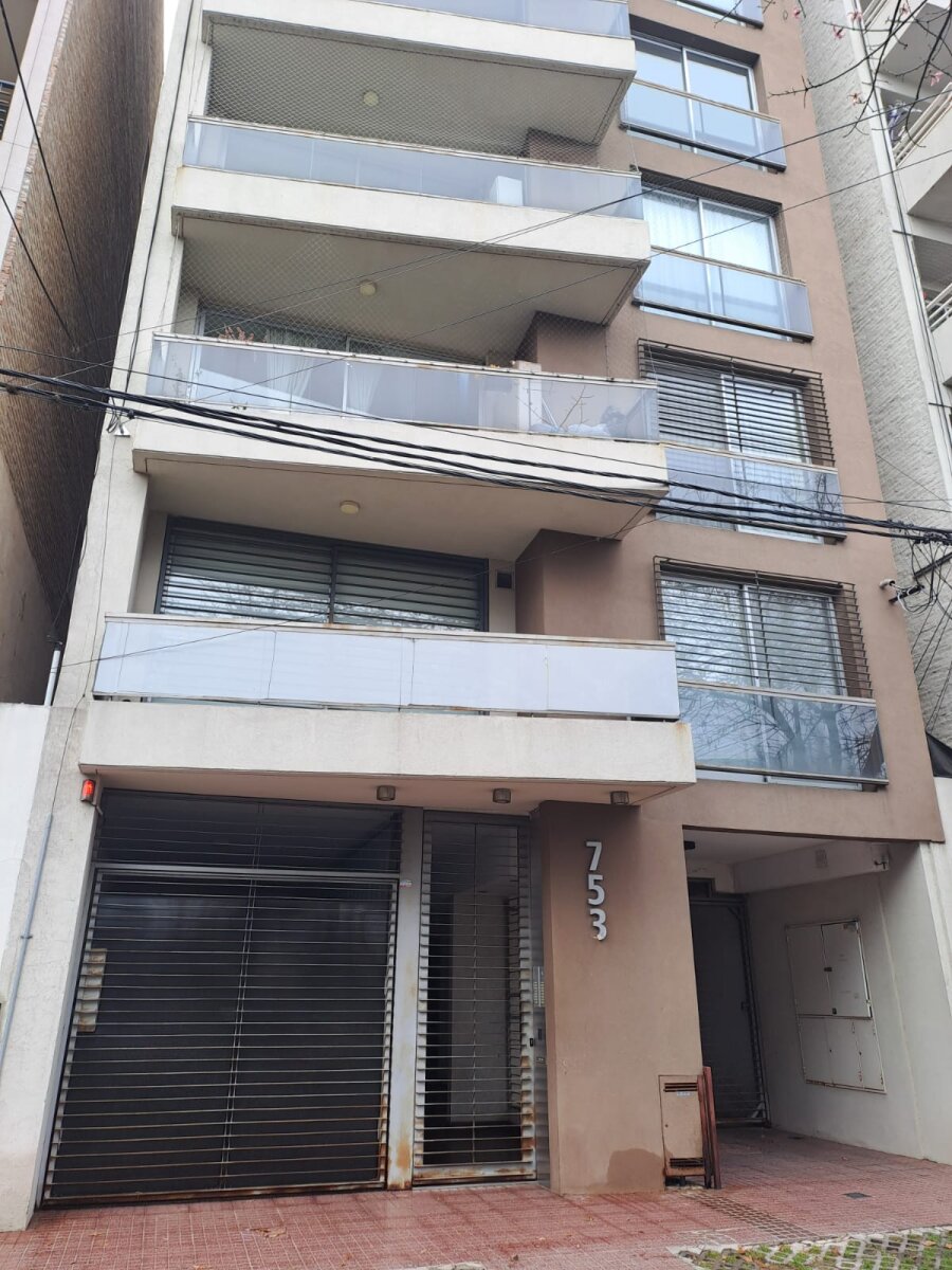 Departamento 2 dormitorios, calle Vila 753 - 1