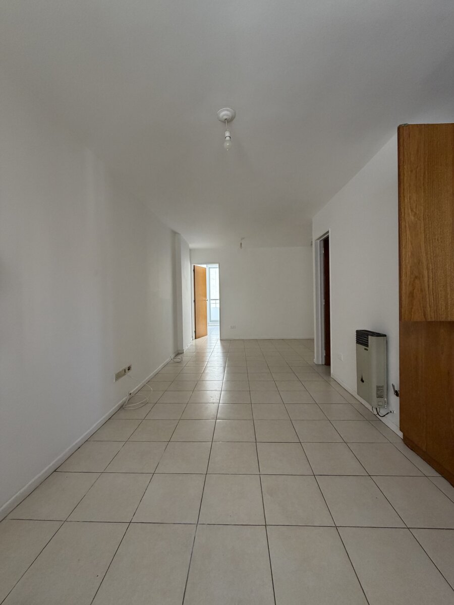 En venta Depto de un dormitorio frente plaza Colón — foto 8
