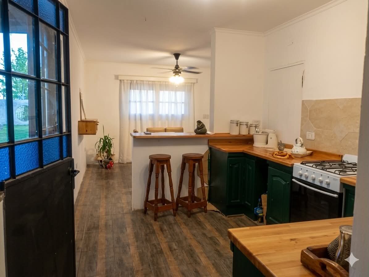 Casa quinta ubicada en calle Chascomús a 100 metros de la Ruta 3 - 7
