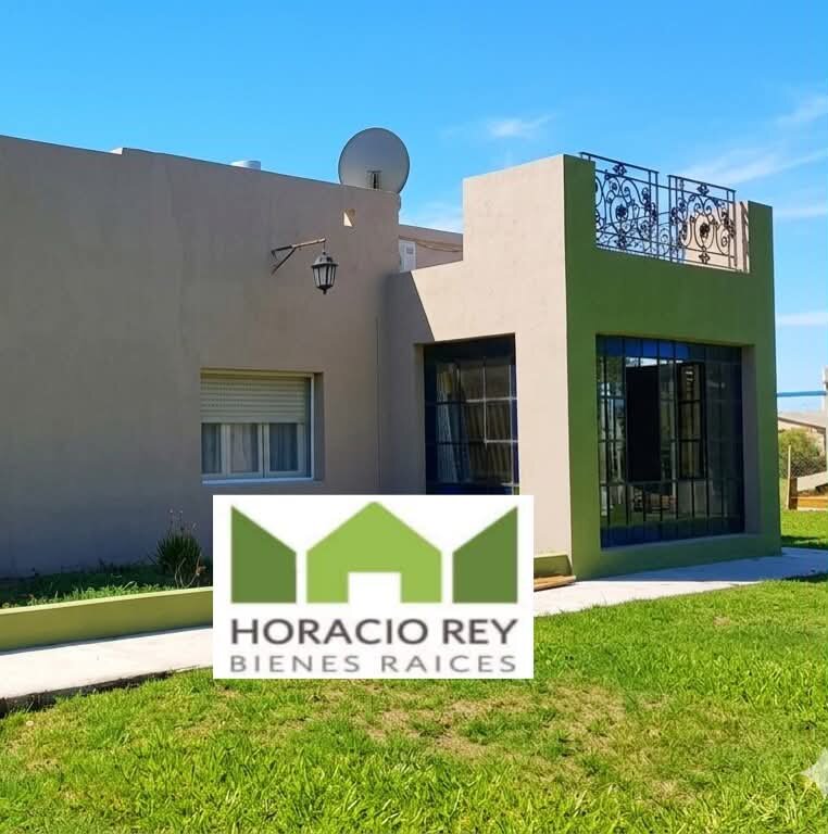 Casa quinta ubicada en calle Chascomús a 100 metros de la Ruta 3 - 1