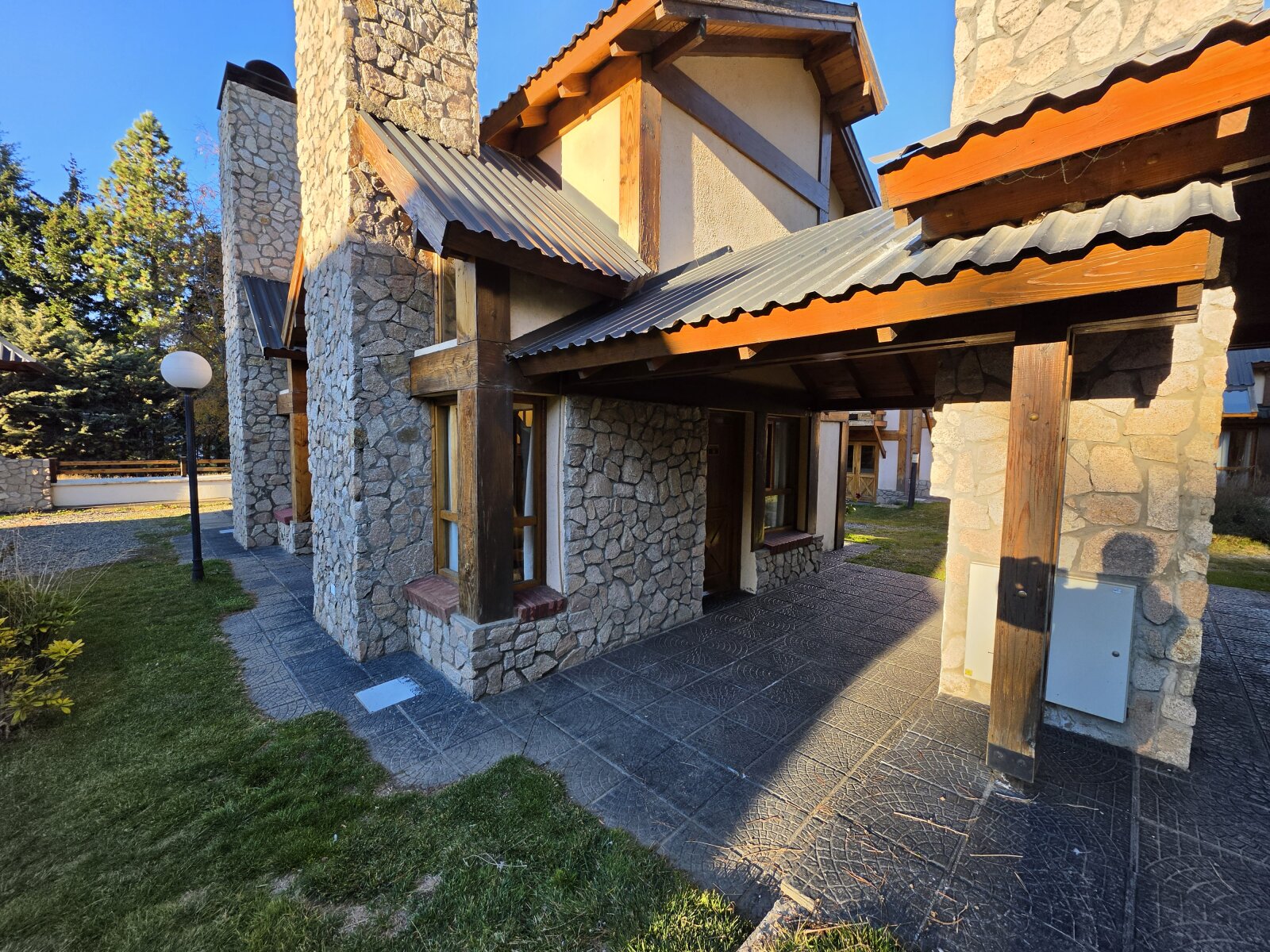 CABAÑA EN VENTA EN VILLA AYELEN ESQUEL CHUBUT - 2
