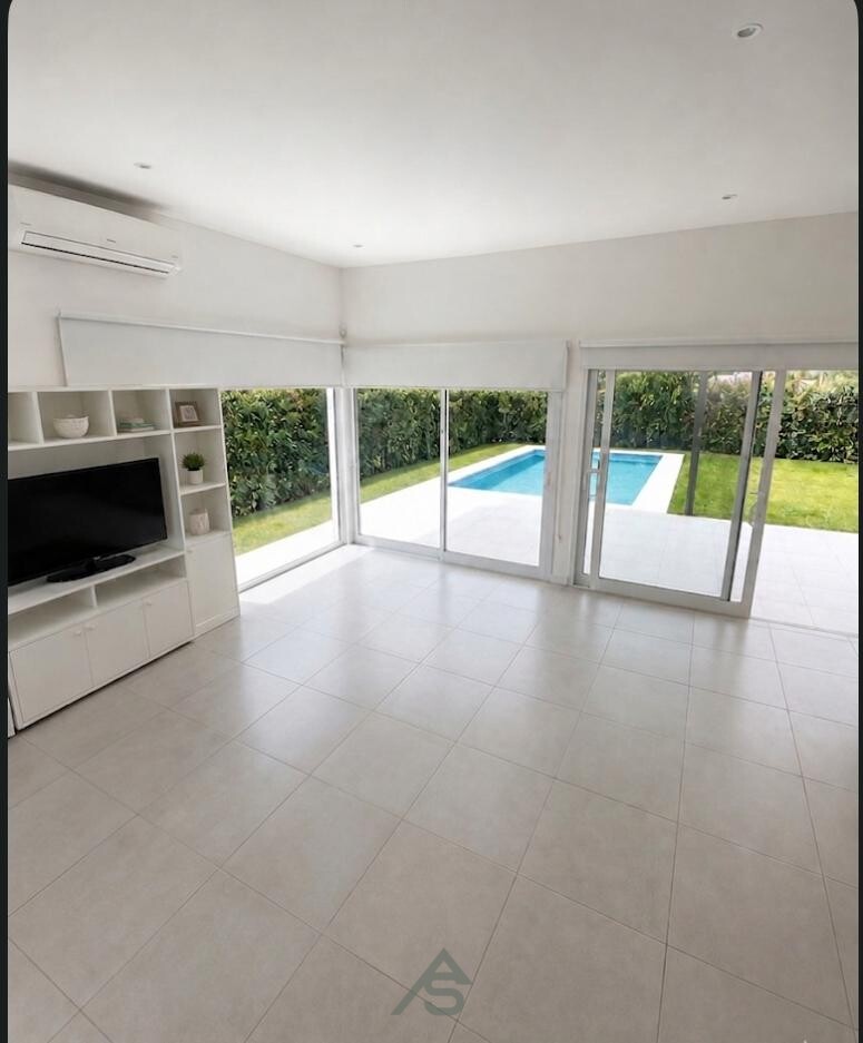EN VENTA/ CASA/ BARRIO EL ENSUEÑO/ INGENIERO MASCHWITZ - 9