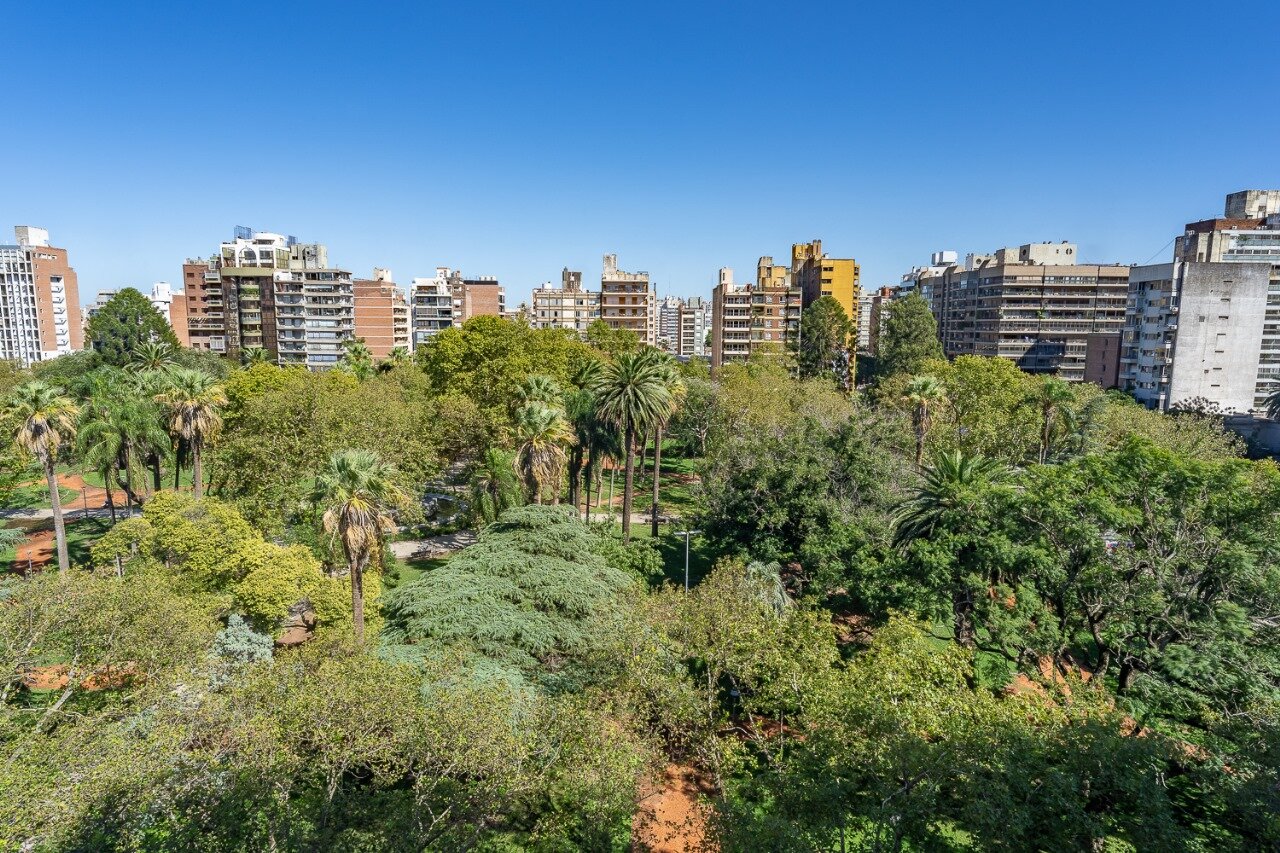BUENOS AIRES Y PELLEGRINI FRENTE A PLAZA LOPEZ - 3