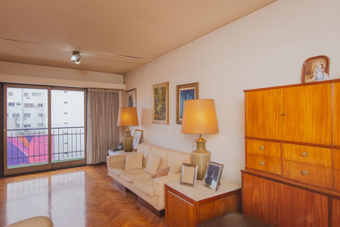 Venta de Departamento 4 Ambientes + Dependencia en Recoleta - 2