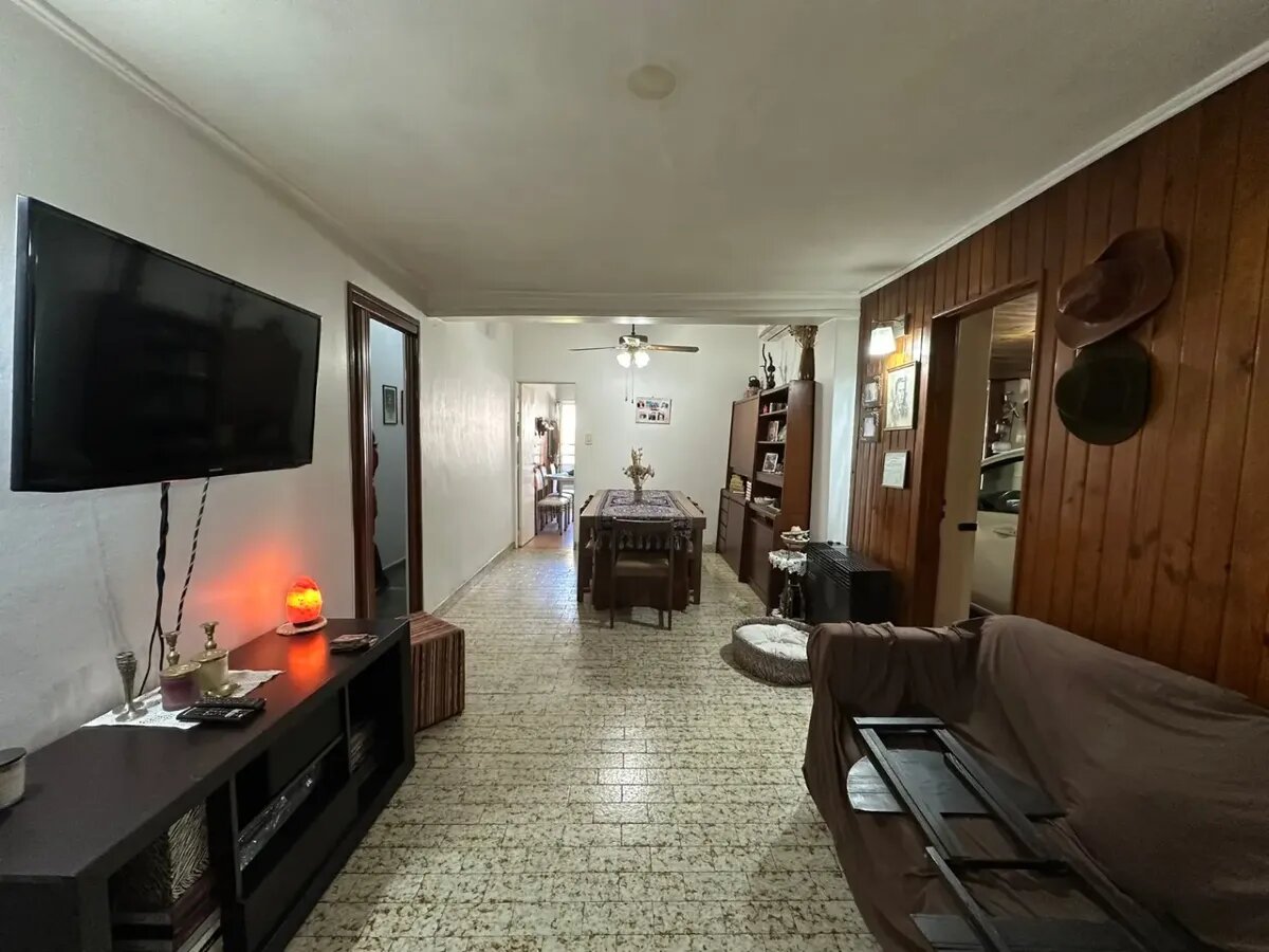 CASA EN VENTA EN FLORENCIO VARELA - 3