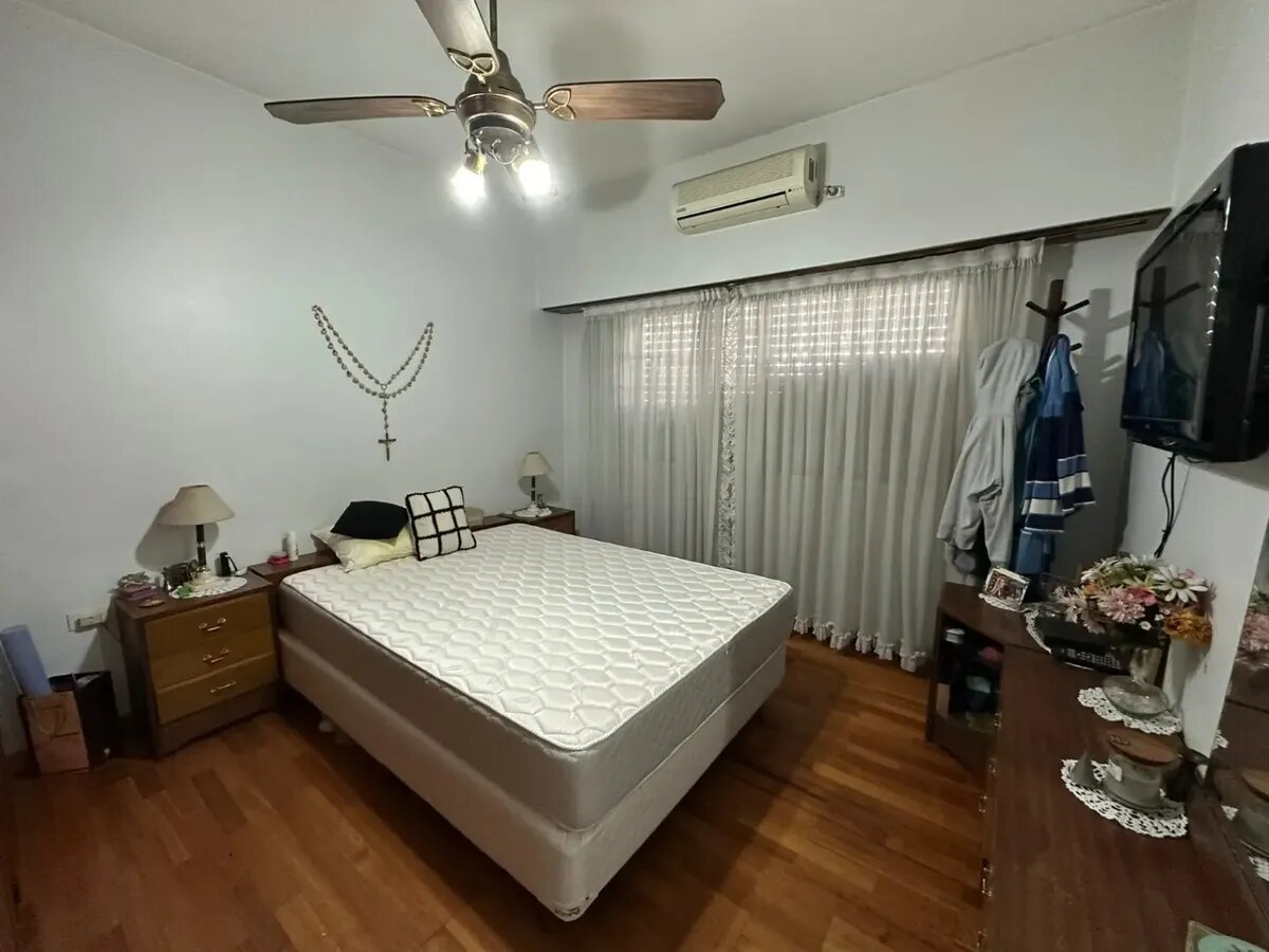 CASA EN VENTA EN FLORENCIO VARELA - 9