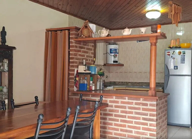 CASA + DEPARTAMENTO EN AGUAS VERDES - 6