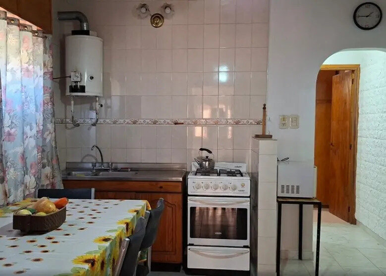 CASA + DEPARTAMENTO EN AGUAS VERDES - 11