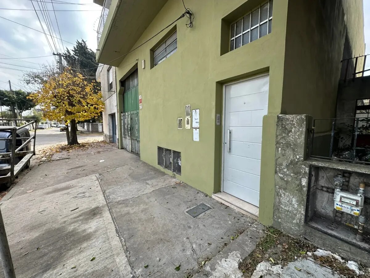 DEPARTAMENTO 2AMB. - 1ER PISO - 14
