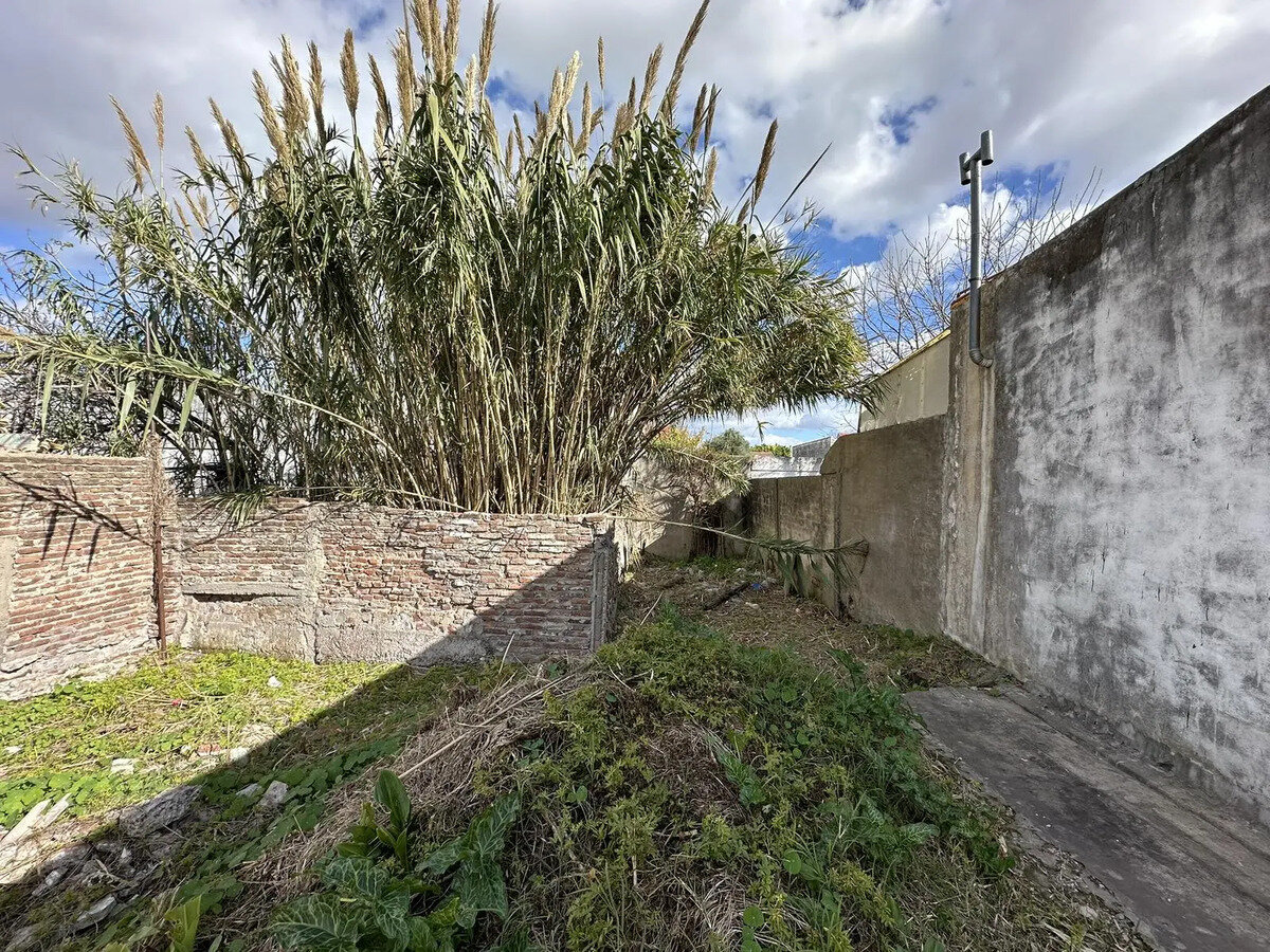 TERRENO DE 391m2 - 6