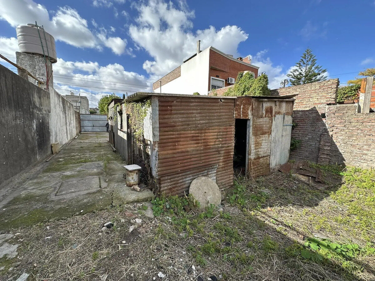 TERRENO DE 391m2 - 7