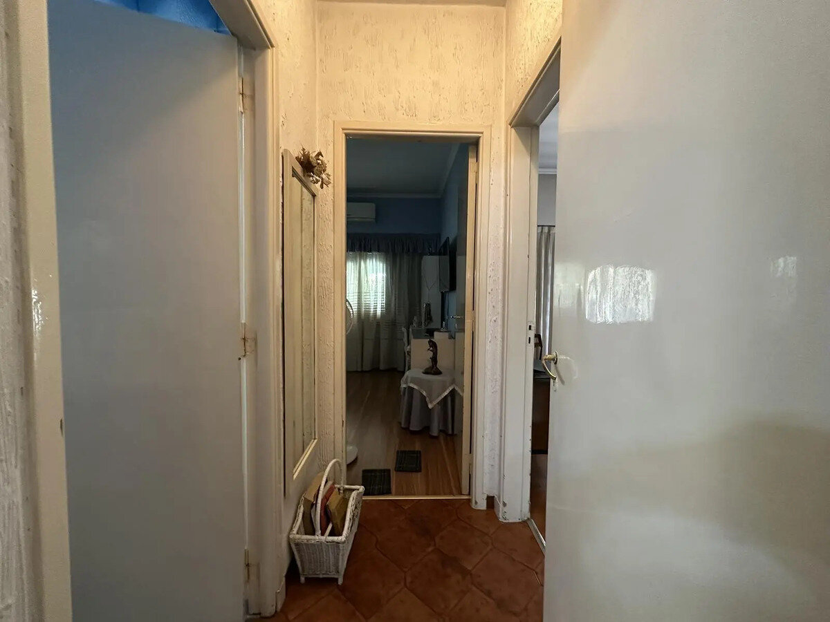 CASA CON FONDO LIBRE Y PILETA - 12