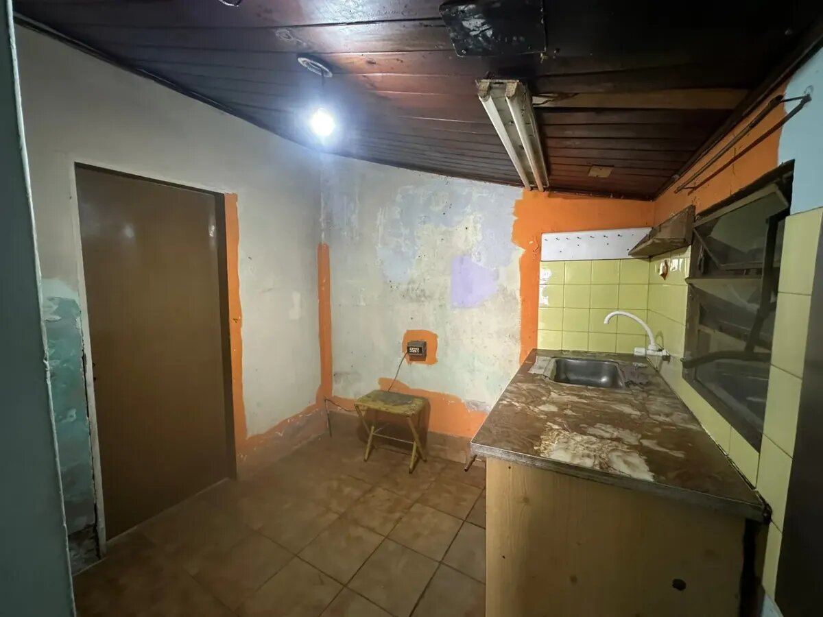 CASA CON GARAJE - 11