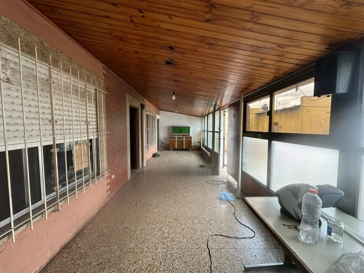 CASA CON GARAJE - 8