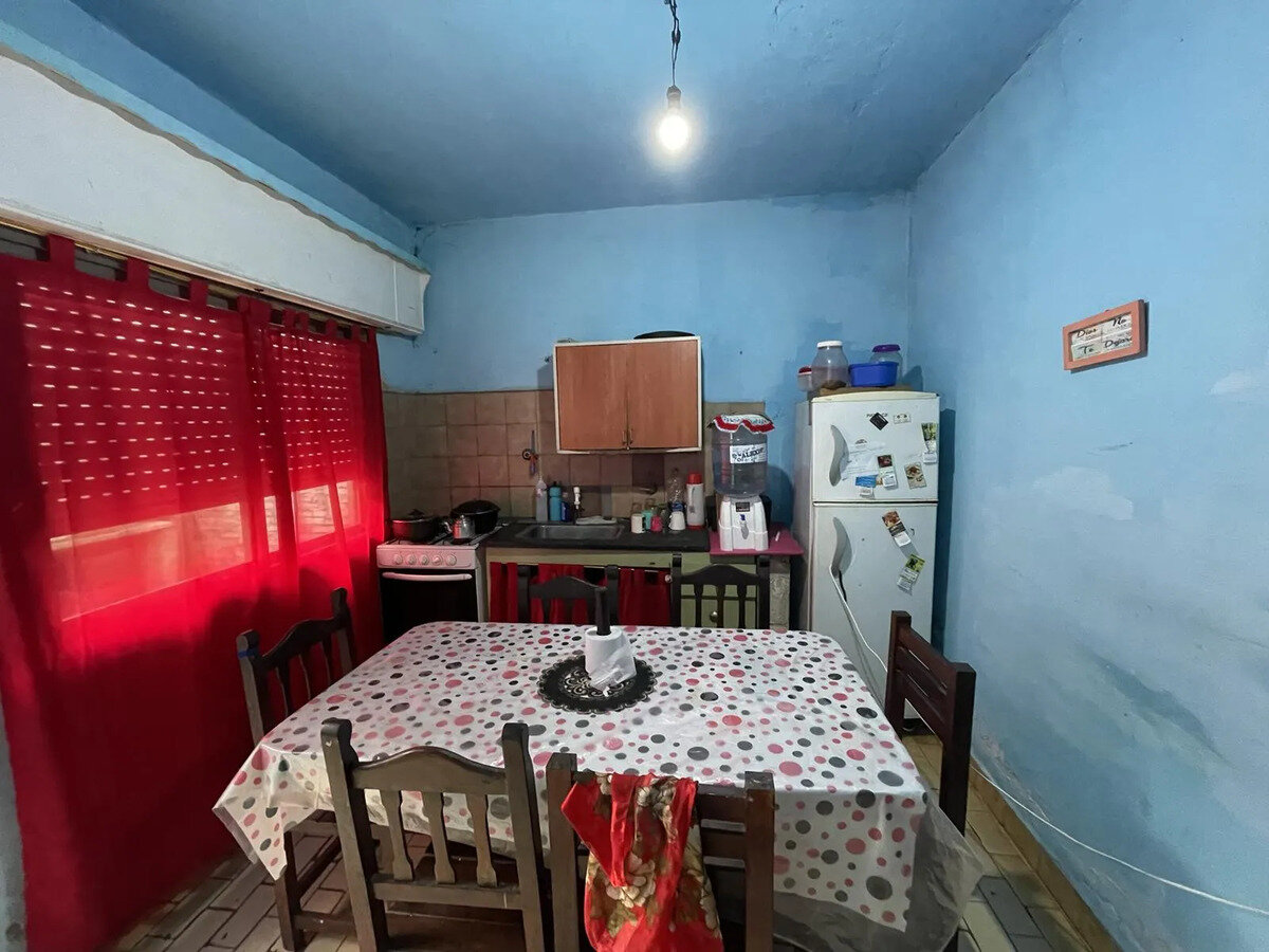 CASA CON COCHERA - 8
