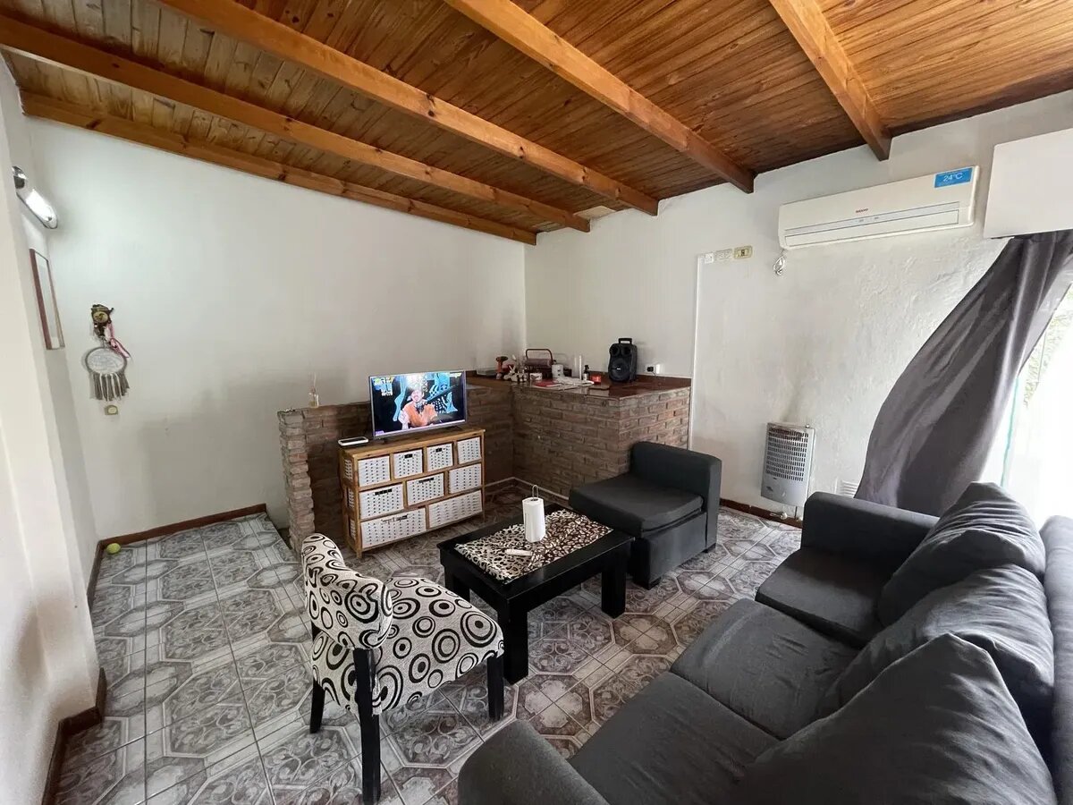 CASA Y DEPARTAMENTO - 14