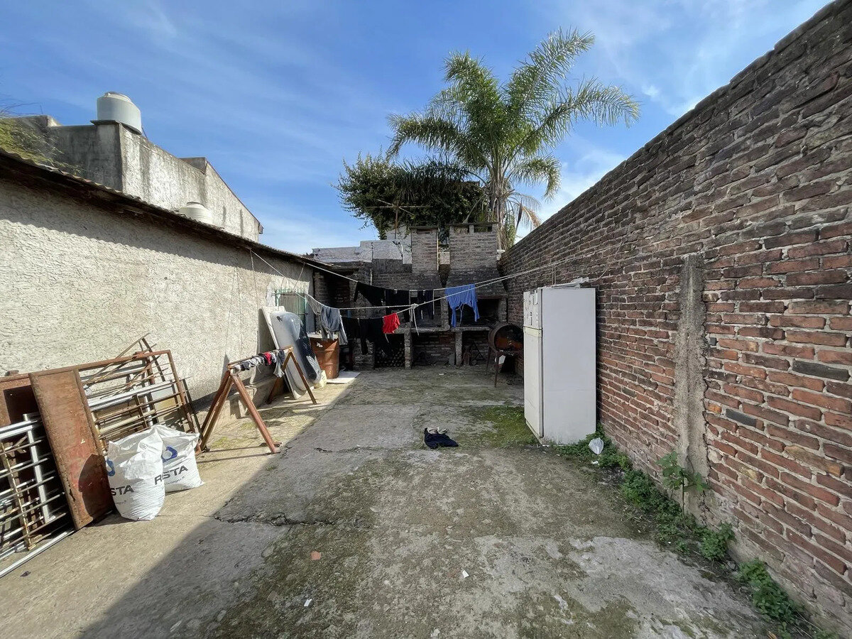 CASA Y DEPARTAMENTO - 6