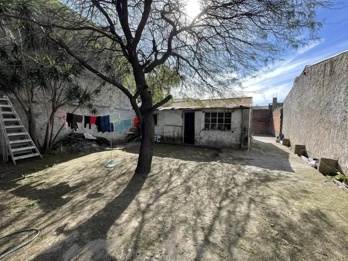 CASA Y DEPARTAMENTO - 4