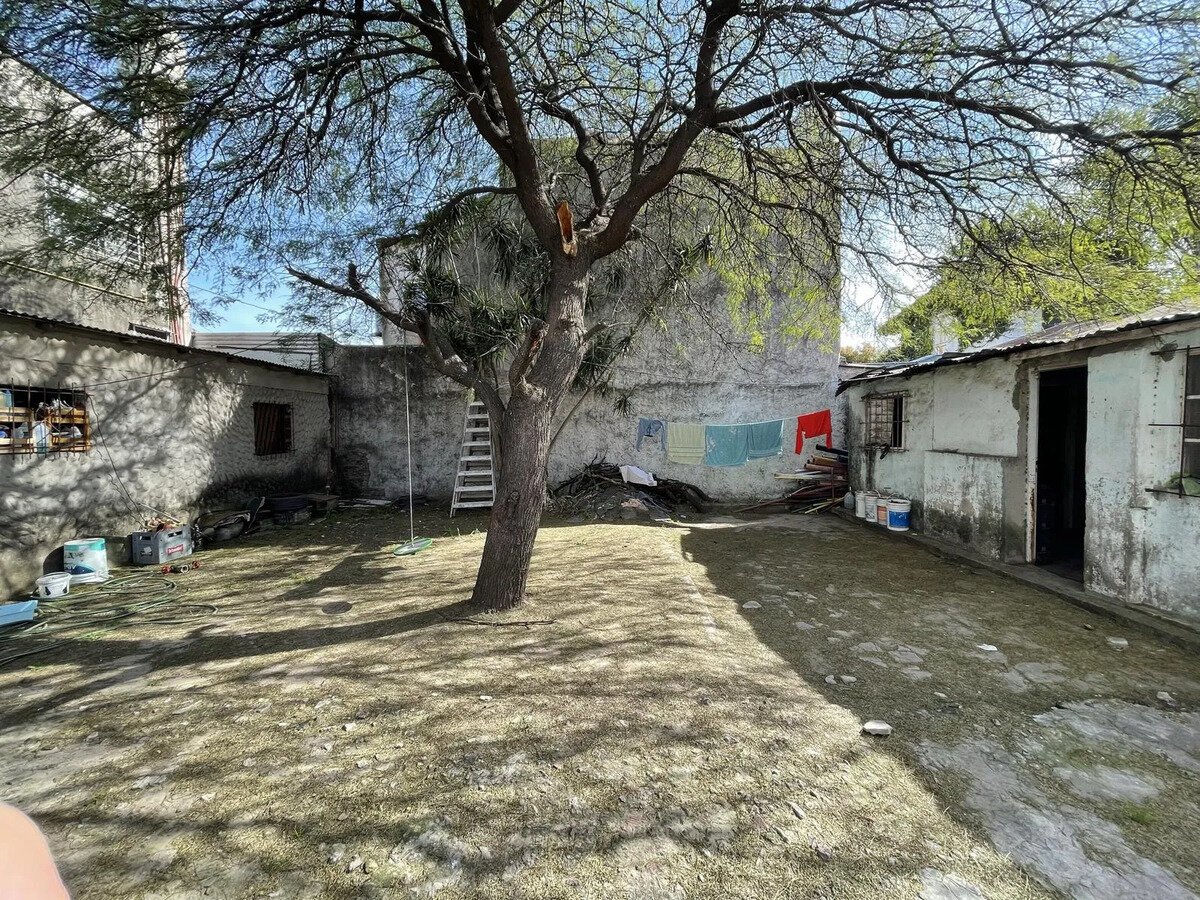 CASA Y DEPARTAMENTO - 5