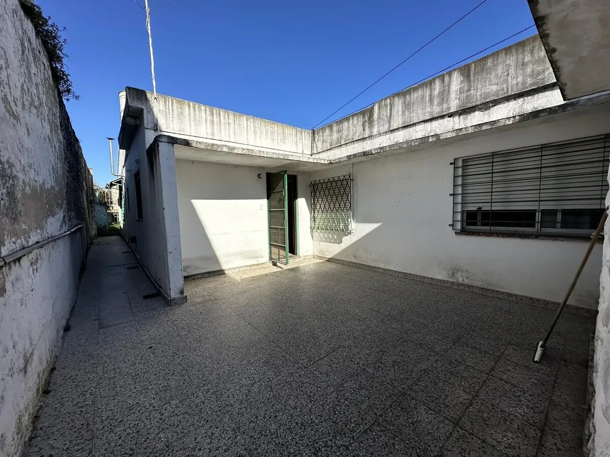 CASA - 8
