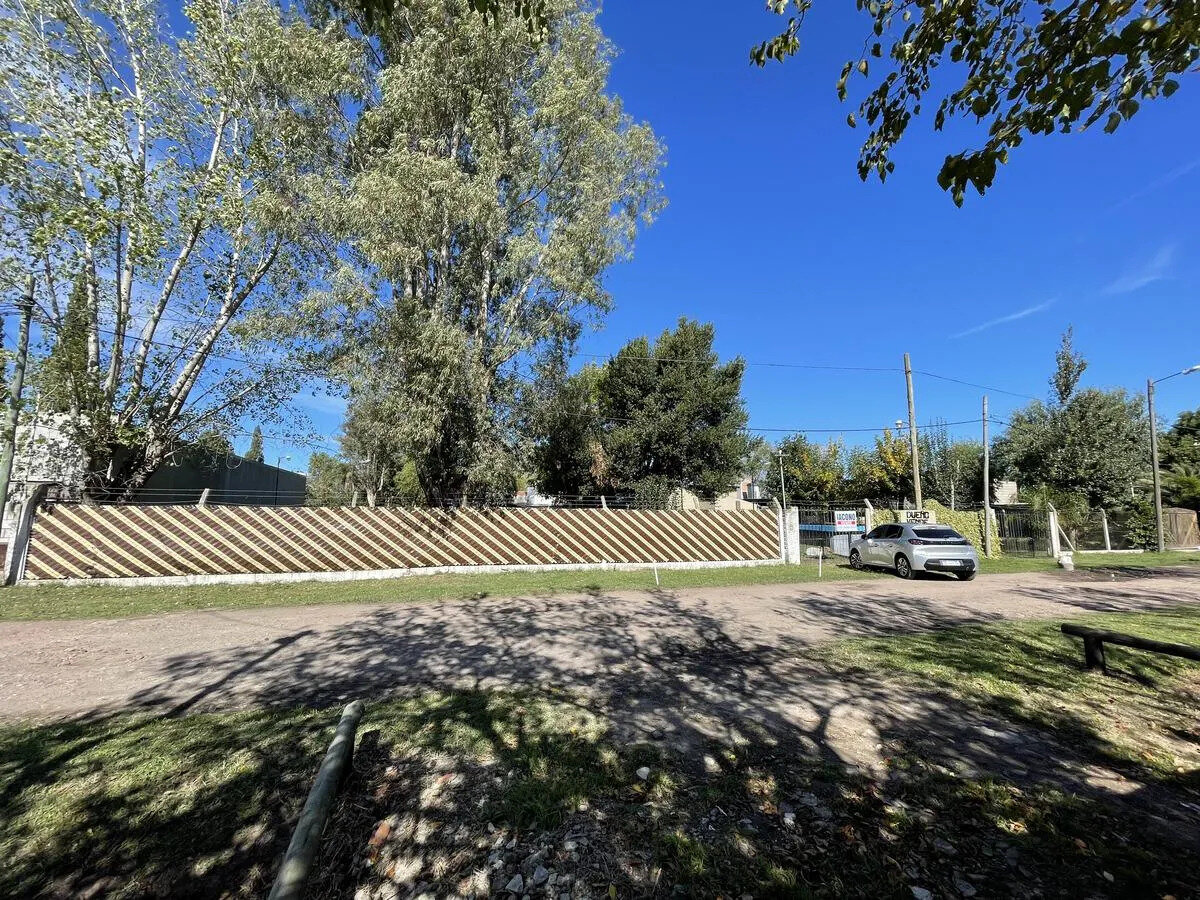 CASA QUINTA - LA PLATA - 1