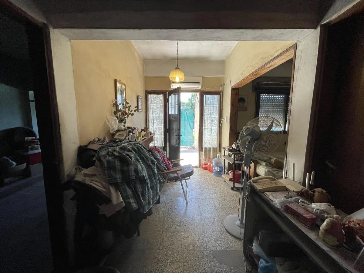 CASA A REMODELAR - BERAZATEGUI - 3