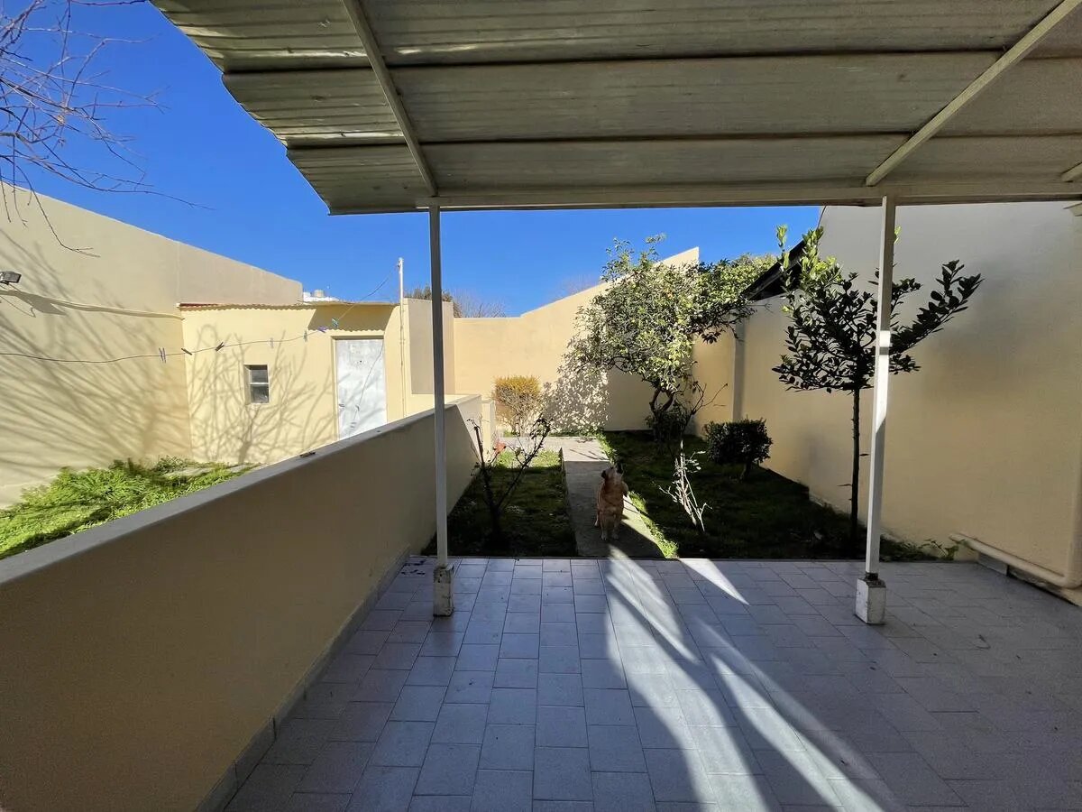 CASA Y DEPARTAMENTO - 18