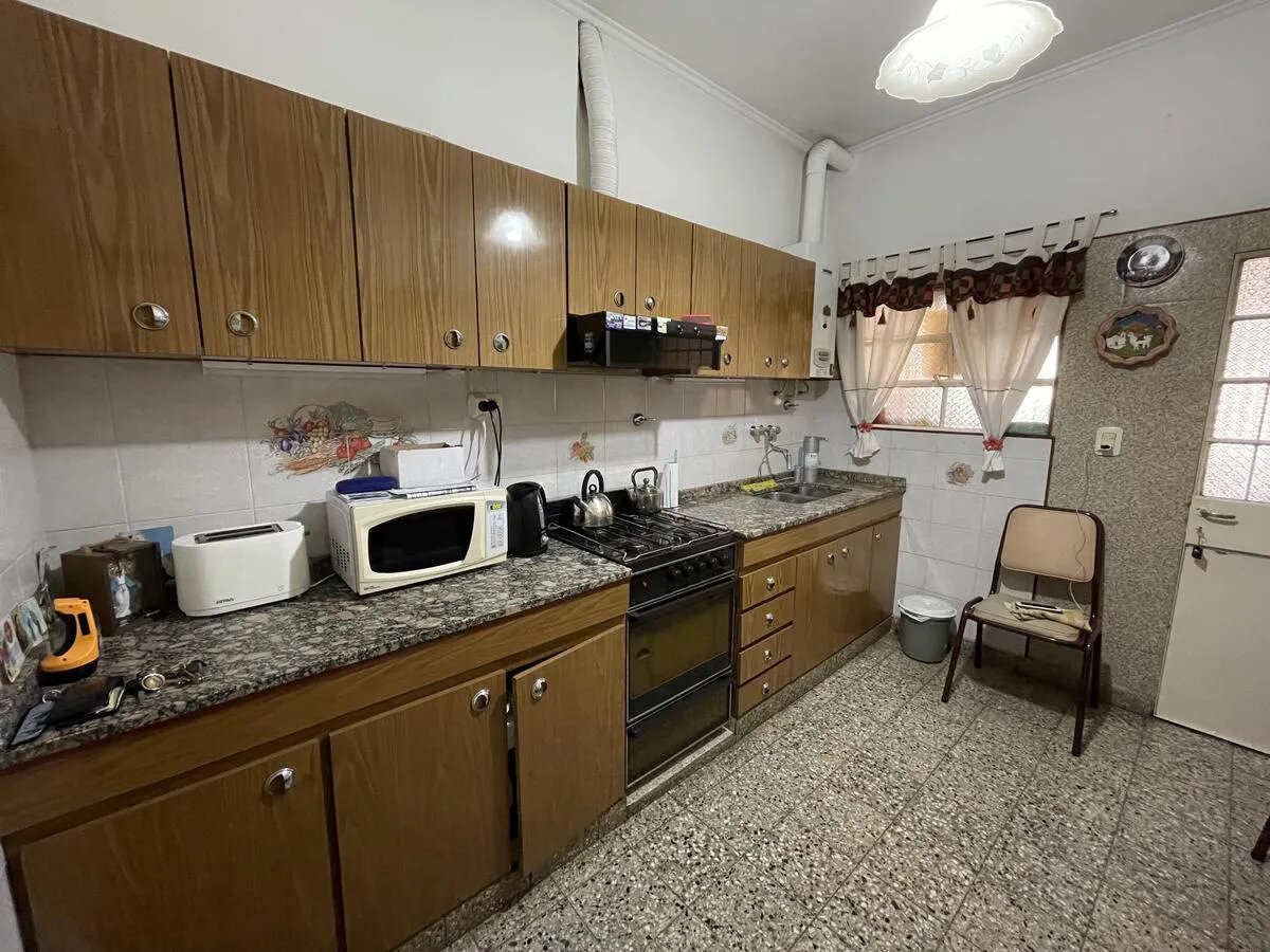 CASA Y DEPARTAMENTO - 9