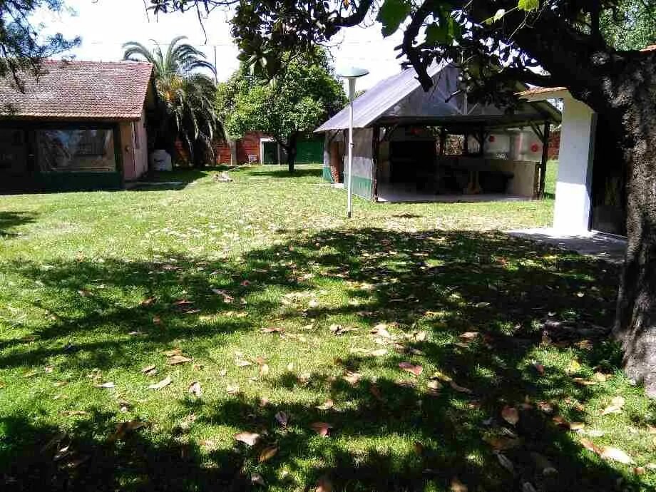 CASA QUINTA EN BERAZATEGUI - 1