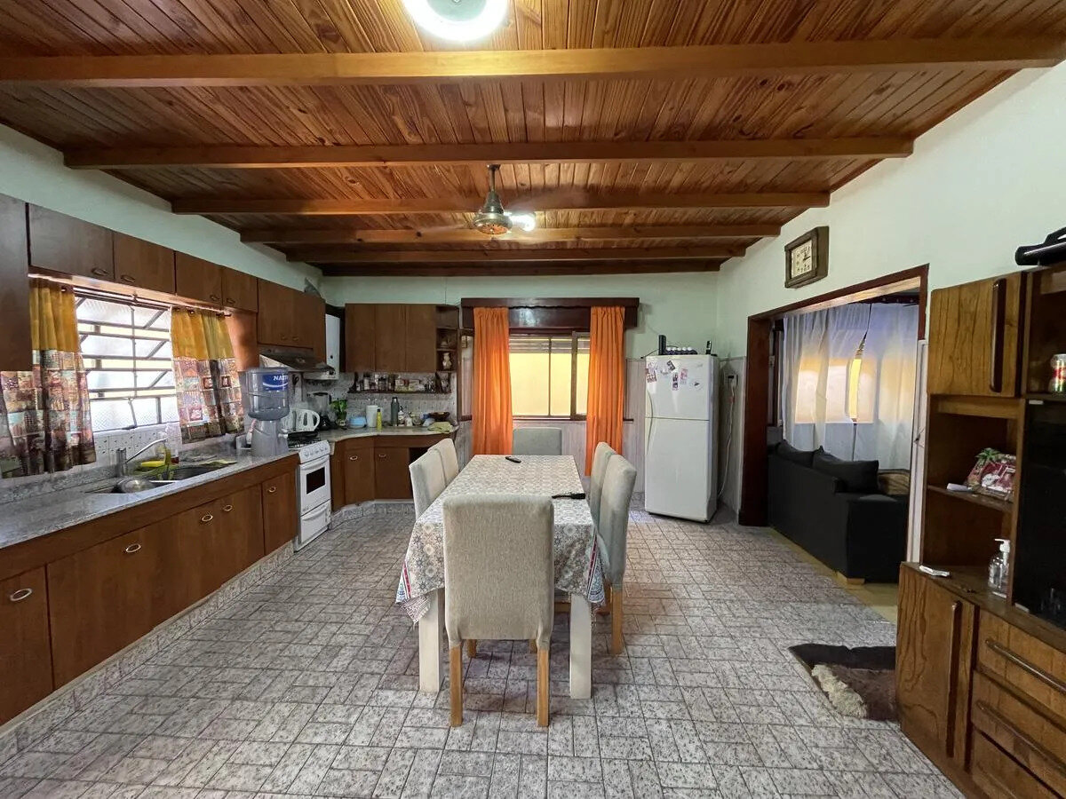 CASA - 8