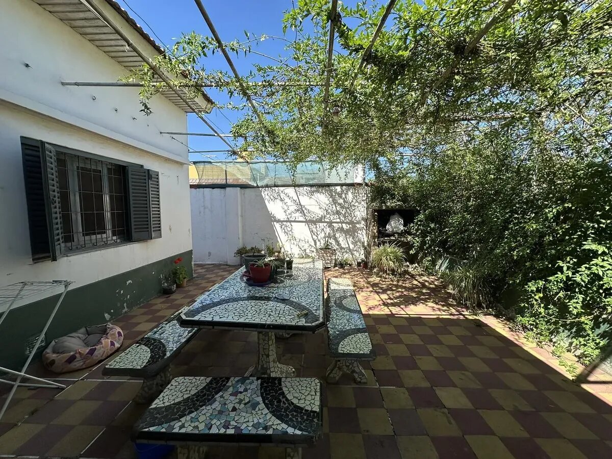 CASA CON DEPARTAMENTO - 12