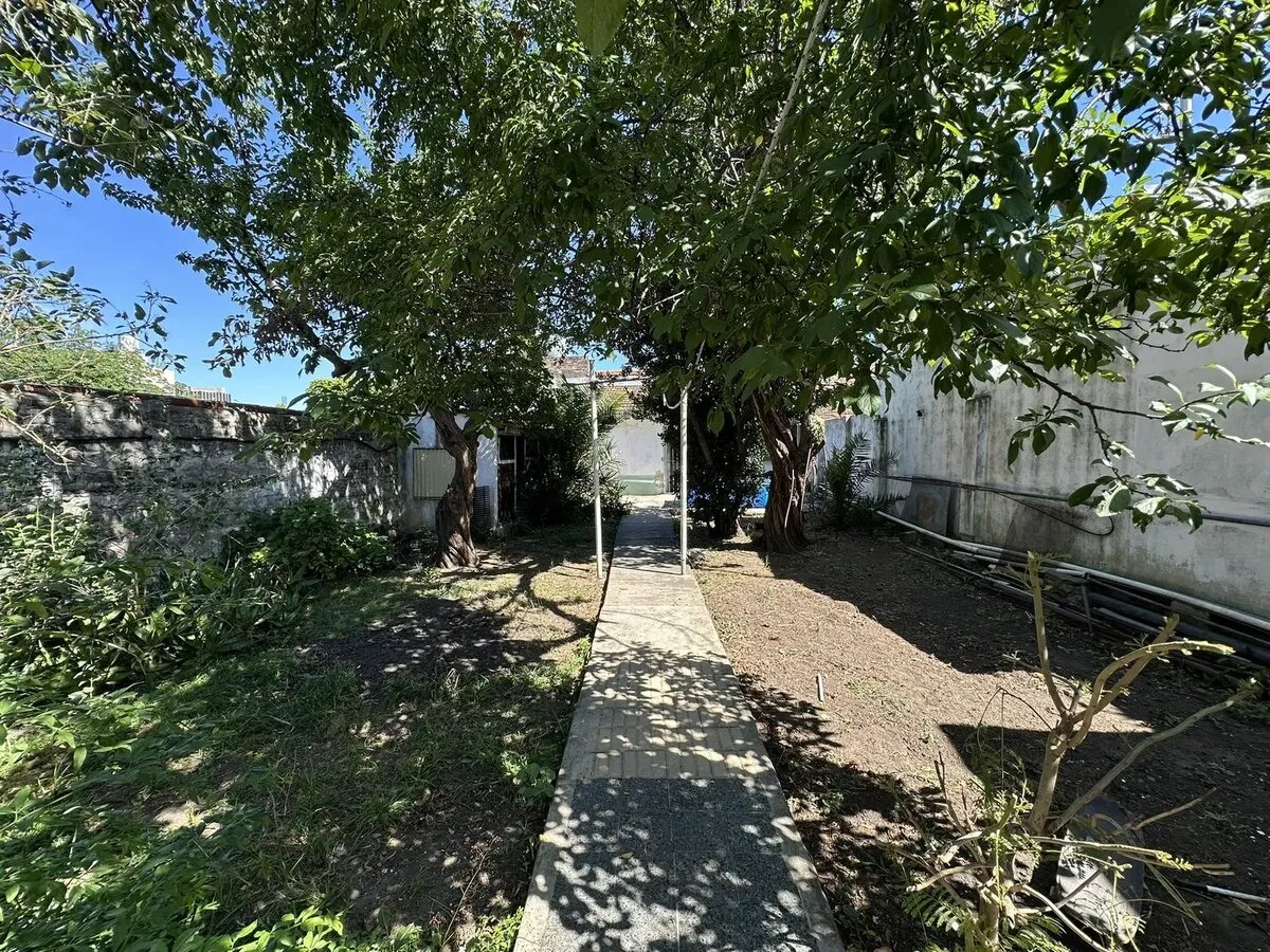 CASA CON DEPARTAMENTO - 15