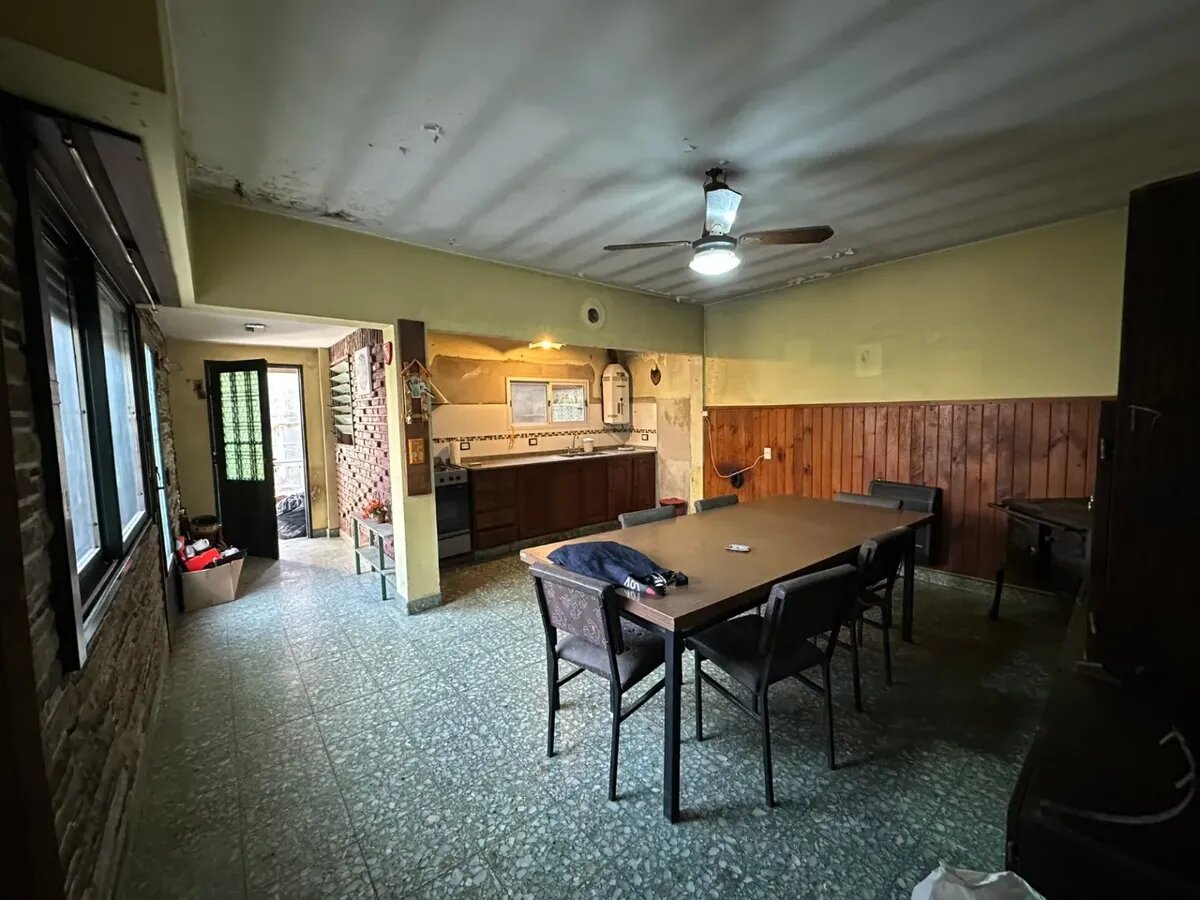 2 CASAS Y GALPÓN - 6
