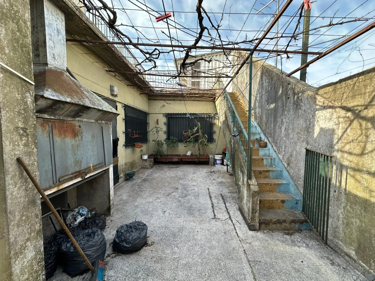 2 CASAS Y GALPÓN - 21