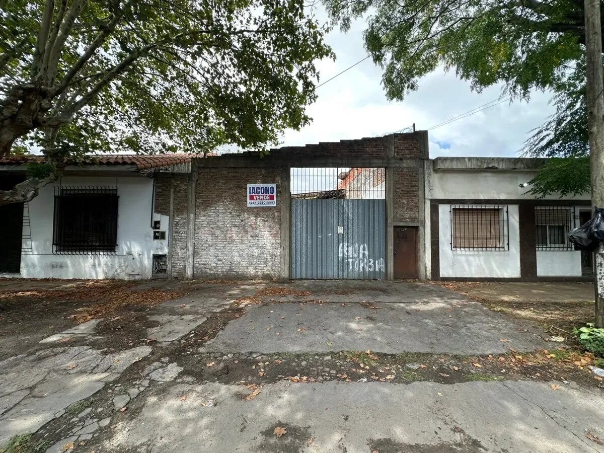 TERRENO DE 464.97M2 - 1