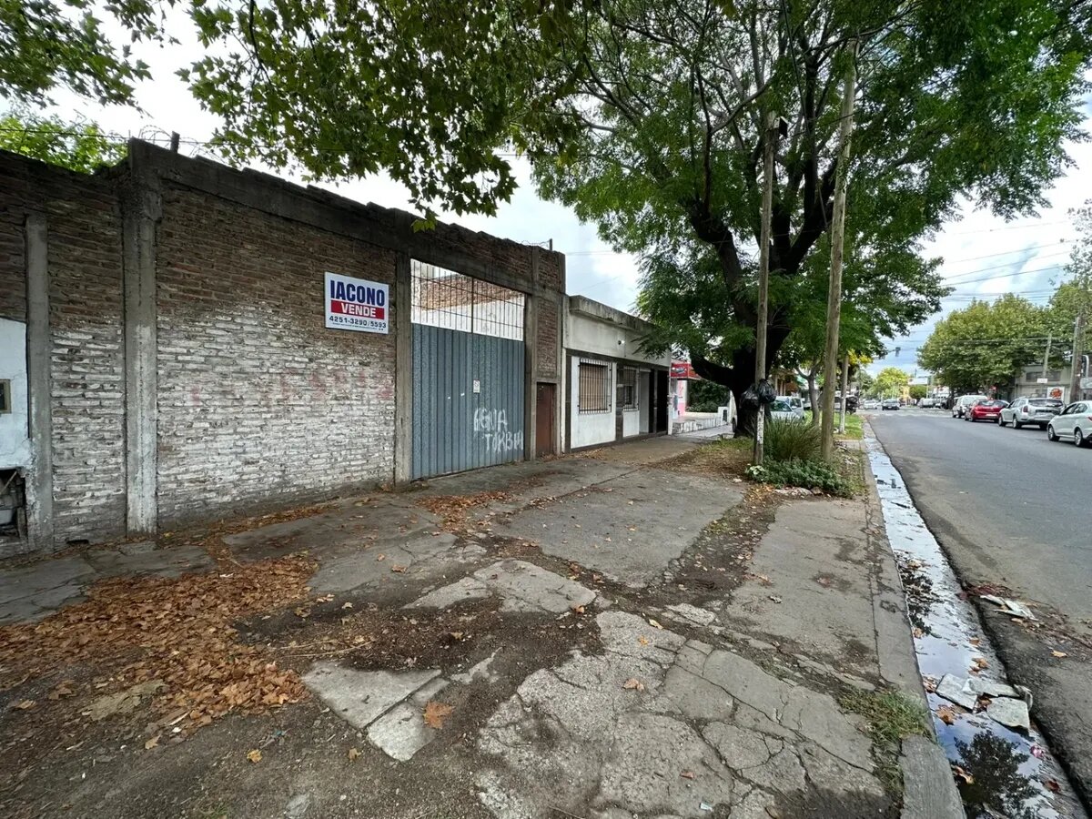 TERRENO DE 464.97M2 - 2
