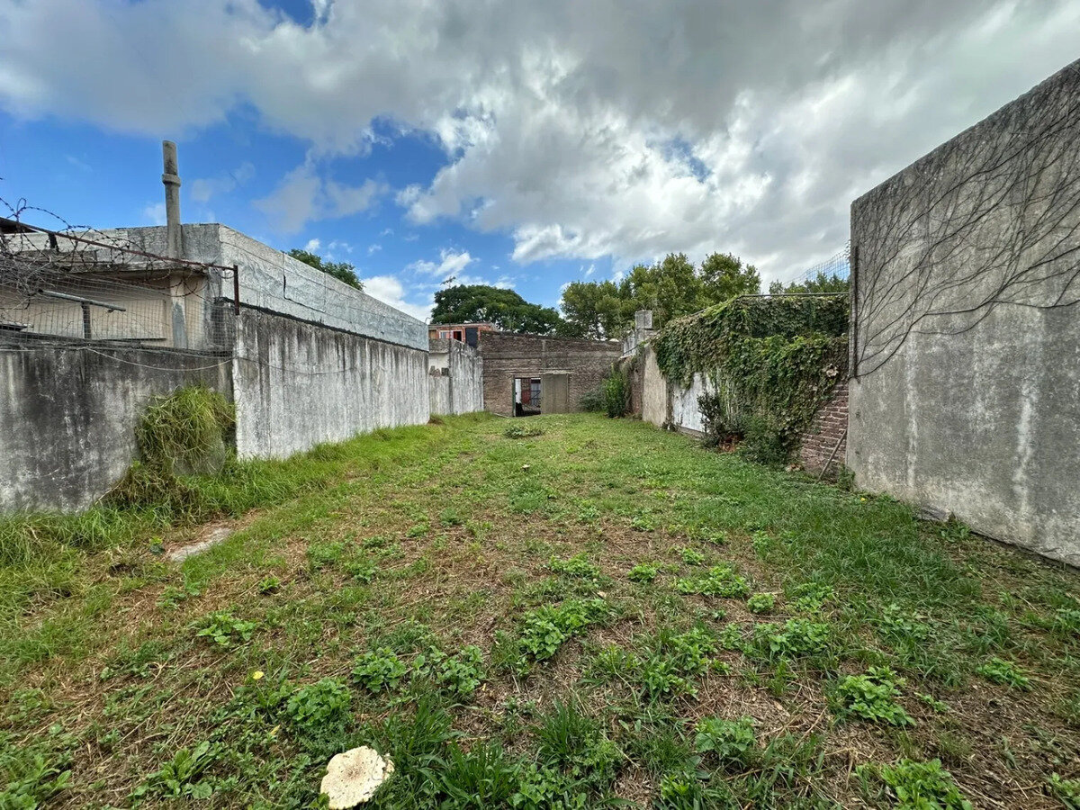 TERRENO DE 464.97M2 - 14