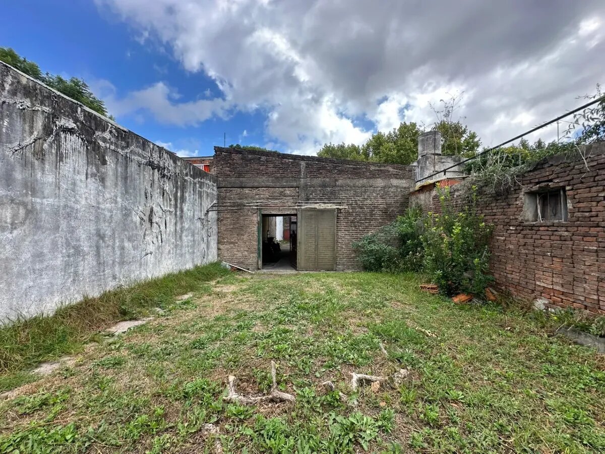 TERRENO DE 464.97M2 - 11