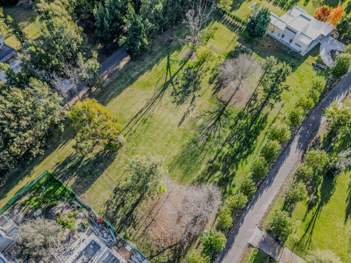 Lote 2.526m2 - Miralagos I