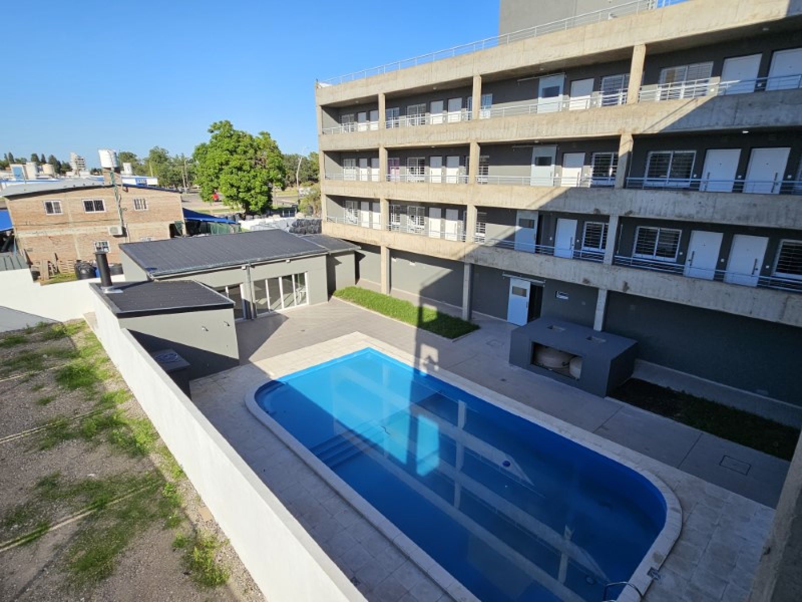 Edificio Meraki 2 - Depto de 1 dormitorio y 1 baño con balcón al frente y cochera. Piso 3-13 - 17