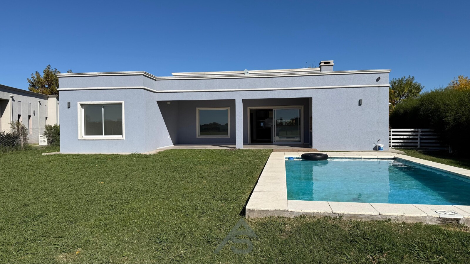 CASA EN ALQUILER BARRIO PRIVADO SAN SEBASTIAN AREA 1 - 5