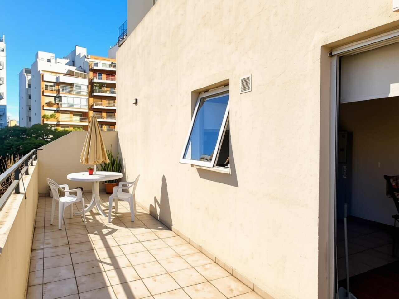 VENTA - CABALLITO SUR- UNICO! 2 AMB - 2 BALCONES TERRAZA - 2 COCHERAS Y TERRAZA PROPIA!!