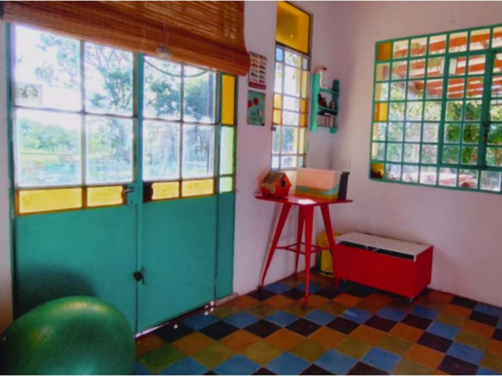 Esplendida Casa Con Amplio Jardín, Mas Casa De Invitados. Con Pileta. Barrio Quinto Cuartel - 30