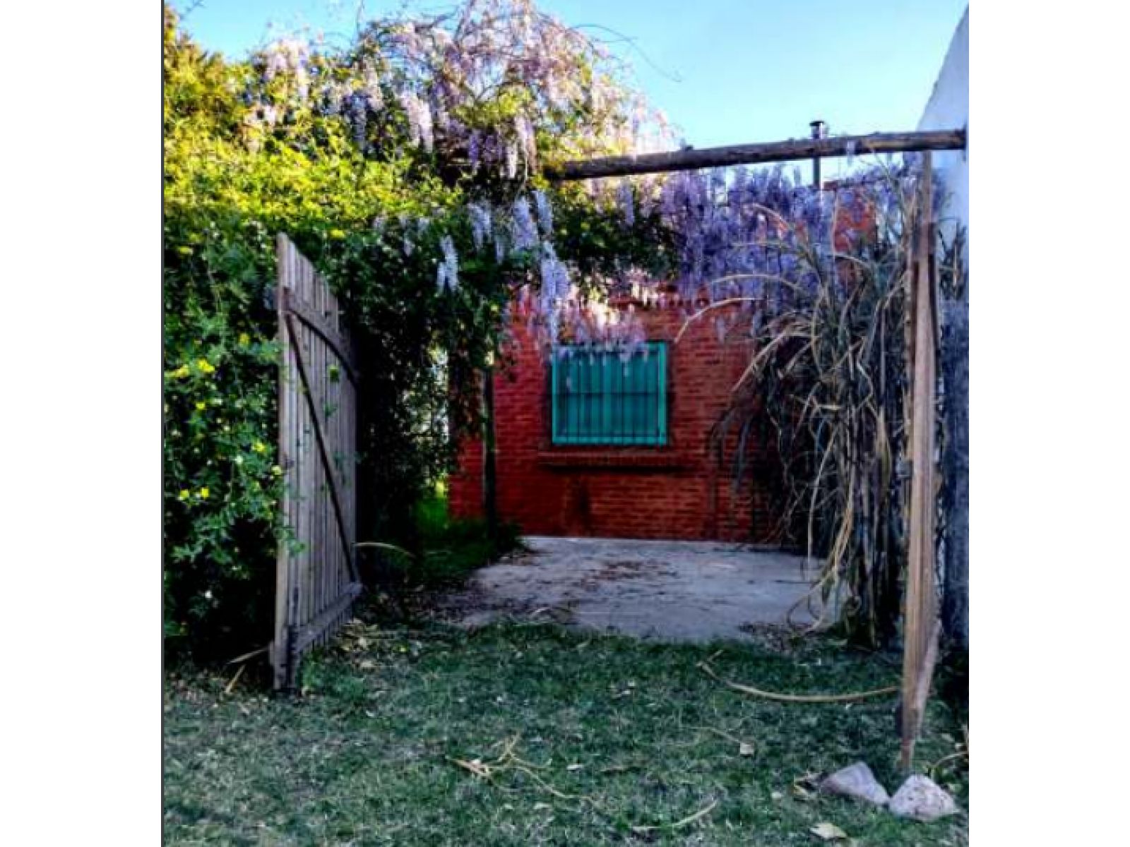 Esplendida Casa Con Amplio Jardín, Mas Casa De Invitados. Con Pileta. Barrio Quinto Cuartel - 41