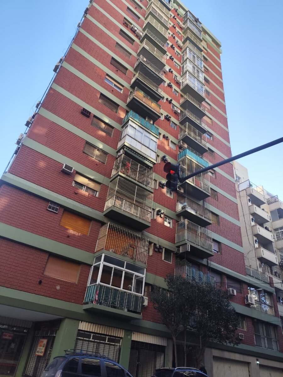 VENTA Departamanto 3 ambientes Boedo - 2
